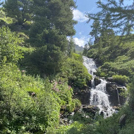 公寓 Apartment In La Tzoumaz Near Ski Slopes