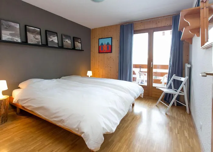 Apartament Cozy Apartment with Balcony in La Tzoumaz *