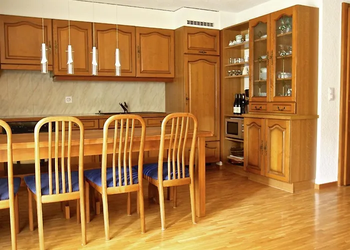 Apartment In La Tzoumaz Near Ski Slopes Lägenhet
