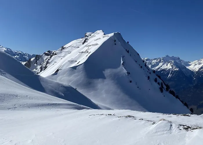 Apartment In La Tzoumaz Near Ski Slopes ラ・ズマ