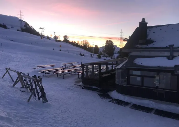 Apartment In La Tzoumaz Near Ski Slopes ラ・ズマ